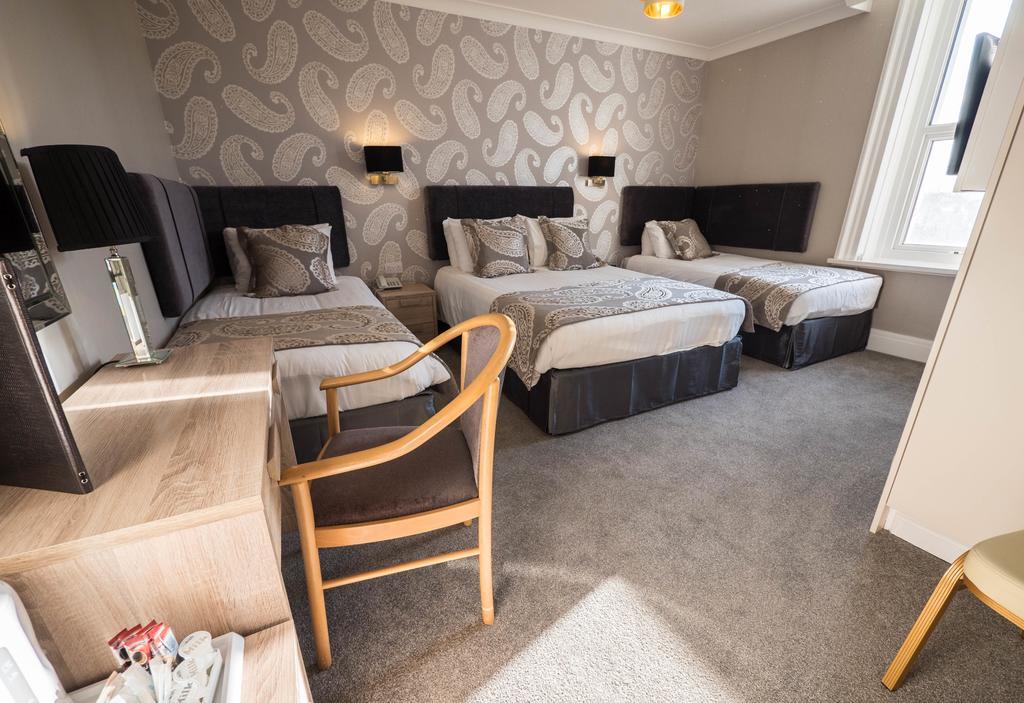 The Park Hotel Tenby Bagian luar foto