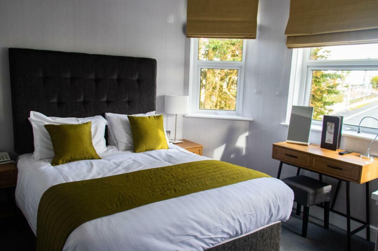 The Park Hotel Tenby Bagian luar foto